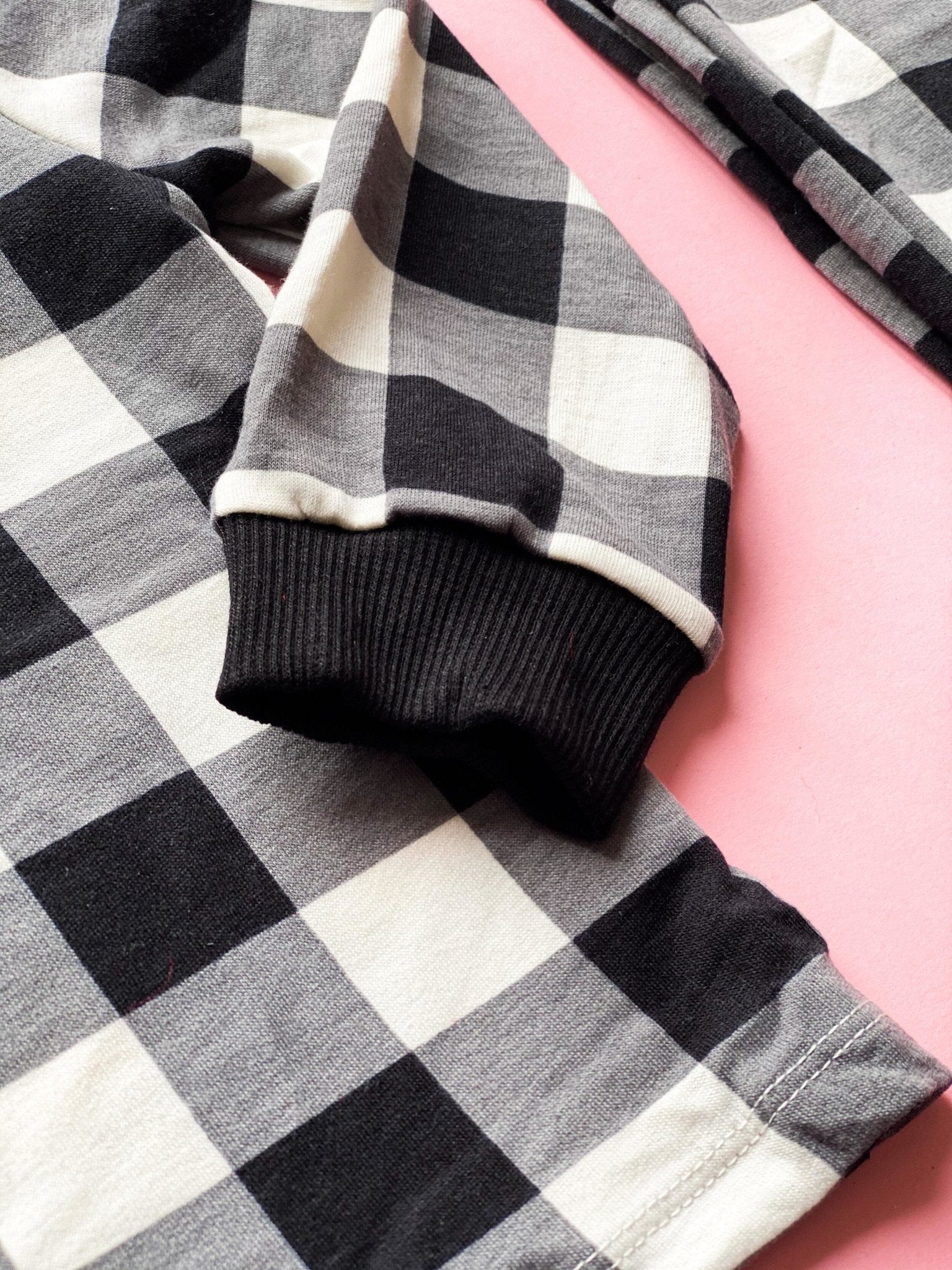 Plaid Mommy & Me pajamas - LITTLE MIA BELLA