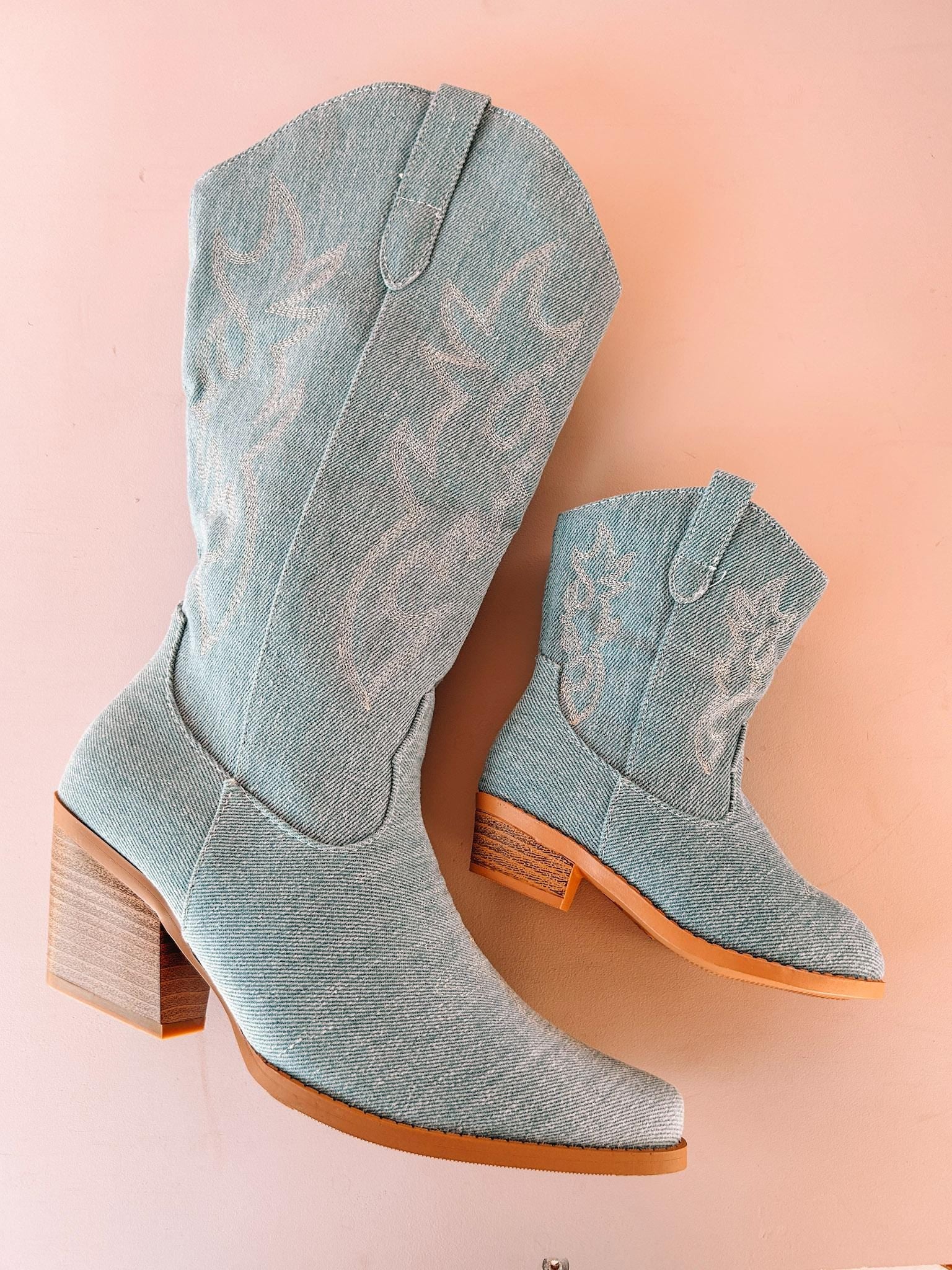 White Western Mommy and Me Boots | Mommy and Me cowgirl boots | Mommy and Me matching outfits | Mommy and me shoes, gifts for mom