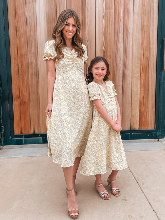 Nursing friendly dress - Mommy and me styles